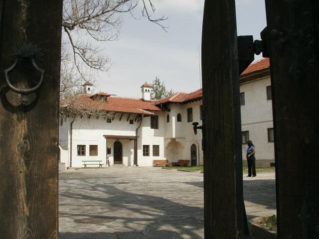 Царския дворец в Баня 3