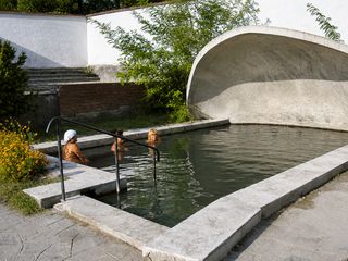 Кални бани в Баня 6